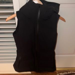 Black LuLu Vest super cute and trim